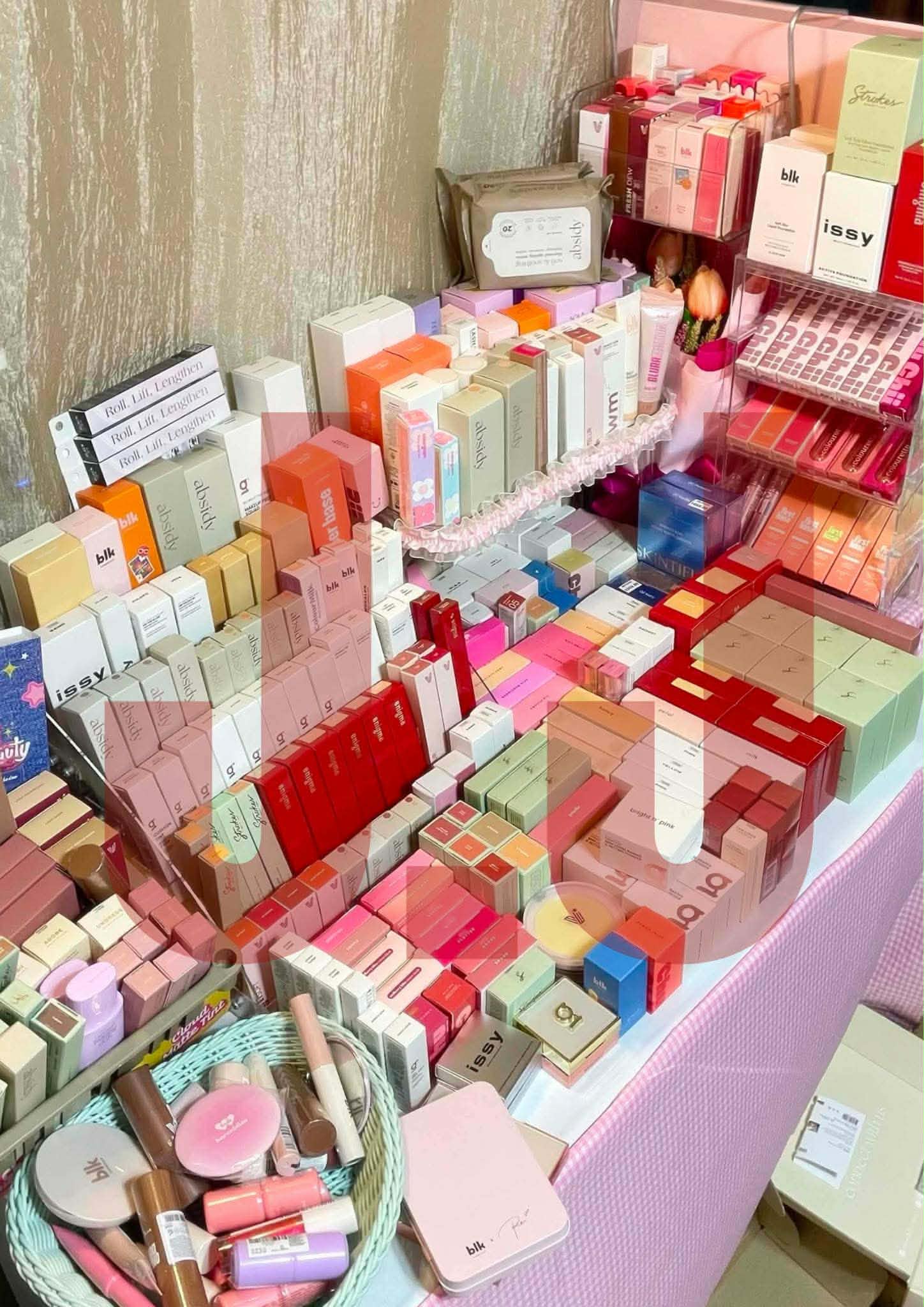 Beauty products hero